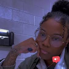 Bethany Porter (@Just_Me_bethany)