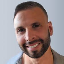 Sean Pattison's Instagram, Twitter & Facebook