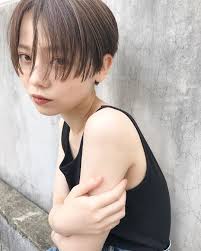 ヨダユウト ショート ボブ ハイライト インナーカラーさんはinstagramを利用しています gray beige ハイライト ショート ショートヘア ショートカット ショートボブ 前下がりショート 前下がりショートボブ ハンサ hair color color hair