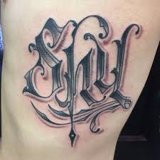 News now clips, interviews, movie premiers, exclusives, and more! Draketattoo Black Letter Black Letter Script Lettering Old English Rib Tattoo Black And Grey Black Work Ryan Drake Ryan Drake Tattoo