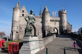 De track vroeger is van het steen album de vader geproduceerd door shockmount. Antwerpen Met Kinderen Kindvriendelijke Hotels En De Leukste Kinderactiviteiten Gezin Op Reis