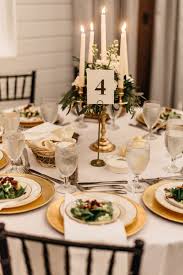 Latest Blooms New Year S Eve Wedding Gold And Bloom Wedding Dinner Table Setting Classic Wedding Decorations New Years Eve Weddings