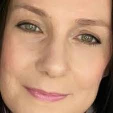 Karen Steiger's Instagram, Twitter & Facebook