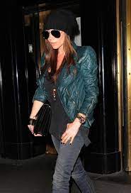 Love This Green Blue Leather Jacket Victoria Fashion Victoria Beckham Outfits Victoria Beckham