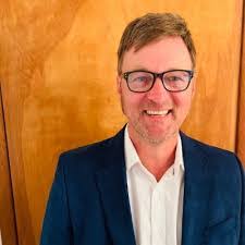 Aaron Pellett's Instagram, Twitter & Facebook