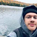 Aaron Simpfenderfer's Instagram, Twitter & Facebook