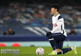 Fc서울 볼보이였던 손흥민 청용이 형 보며 프로 꿈 키웠죠 이 인터뷰에서 손흥민은 fc 서울의 홈경기에서 볼보이로 활동하며 이청용의 활약상을 봤다고. Ahuht1fliaswgm