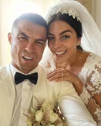 چهره ها - مجله اینترنتی سیمرغ پلاس