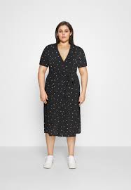 Black and white daisy print skater dress from topshop, size 8 petite. Only Carmakoma Carluxmila Calf Shirt Dress Freizeitkleid Black White Schwarz Zalando Fr