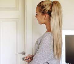 4 Quick Fixes For Greasy Hair Her Campus Blonde Ponytail Straight Ponytail Hairstyles Short Hair Ponytail