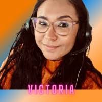 Victoria Newcomb's Instagram, Twitter & Facebook