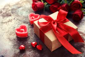 40 unique valentine's day gift ideas for him that are easy, romantic, and fun. Best Valentines Day Gift Ideas For Her Voylla