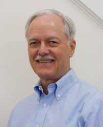 Robert Hatcher's Instagram, Twitter & Facebook