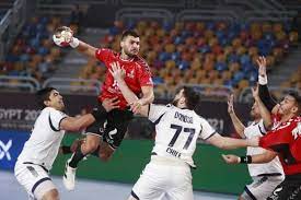ويتصدر منتخب مصر ترتيب المجموعة السابعة التي تضم كينيا وتوجو وجزر القمر، برصيد 8 نقاط بعد الفوز في في لقائين والتعادل في مثلهما، ويحتل المركزالثاني منتخب جزر القمر بنفس عدد النقاط وبفارق الأهداف. Ù…ÙˆØ¹Ø¯ Ù…Ø¨Ø§Ø±Ø§Ø© Ù…ØµØ± Ø§Ù„Ù‚Ø§Ø¯Ù…Ø© ÙÙŠ ÙƒØ£Ø³ Ø§Ù„Ø¹Ø§Ù„Ù… Ù„ÙƒØ±Ø© Ø§Ù„ÙŠØ¯ Ø­ØµØ±ÙŠØ§Øª