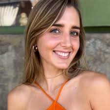 Alondra Peluyera and Arnaldo Vargas's Wedding Website