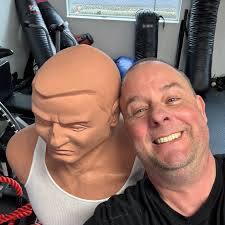 Forget moderation. Sometimes you just need a fried steak sandwich! 🥪 It's  Italian-American ingenuity at its finest: part Milanese cutlet, part South  Side dare. It's crispy, spicy, greasy, and delicious. Get the