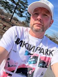 Jason Kiniry's Instagram, Twitter & Facebook