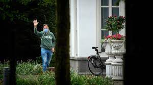De versoepelingen van de coronamaatregelen die gepland staan voor maandag 1 juni kunnen doorgaan. 4u2ktl7onuyvrm