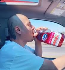 Skateboarder Who Recreated Fleetwood Mac S Dreams On Tiktok Gifted Truck Filled With Cranberry Juice Nz Herald 31.10.2019 · cranberry juice also has very little nutritional value other than a higher level of vitamin c at 30mg per 100g. skateboarder who recreated fleetwood