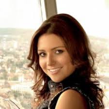 Moderátoři a baviči