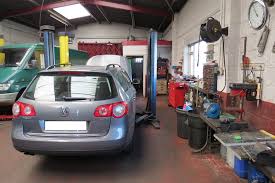 Looking for a car garage or car service centre near you? The Importance Of Local Garage Services We Re Driving Taxi Bmw Com