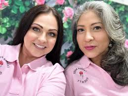 It was great meeting Tricia, David, Julia and Vanessa today. They were all  lovely. Appreciate them spending all that time meeting the fans and a big  thankyou to the organisers and volunteers