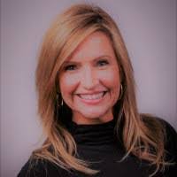 Leah Allison's Instagram, Twitter & Facebook