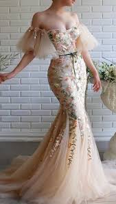 45 Stunning Prom Dress Ideas That Ll Make You Swoon In 2020 Mermaid Style Dress Gowns Dresses Elegant Dresses For Women