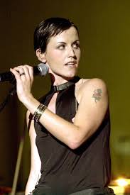 O youtube.com é o recurso de hospedagem de vídeos mais popular e o terceiro site mais popular do mundo. Dolores O Riordan Dolores O Riordan Singer Celebrities