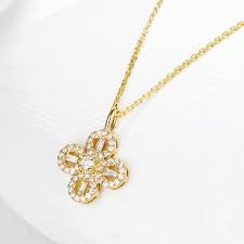 Solid 18k Gold Diamond Lucky Clover Necklace Diamond Quatrefoil Pendant Necklace Anniversary Birthd Necklace Lucky Clover Clover Necklace