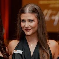 Chris Chatellier's Instagram, Twitter & Facebook