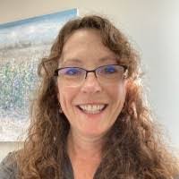 Jennifer Strachan's Instagram, Twitter & Facebook