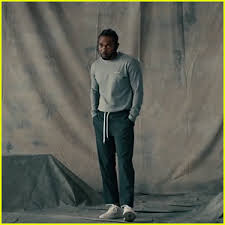 However, at the same time, 'humble.' is an aggressive rallying cry to the rap world to up their game. Kendrick Lamar Photos News And Videos Just Jared Page 4