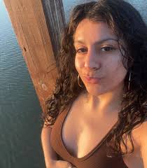 𝓑𝓻𝓲𝓽𝓽𝓪𝓷𝔂 𝓒𝓸𝓽𝓽𝓮𝓻-𝓥𝓪𝓵𝓪𝓭𝓮𝔃, 𝓑𝓢