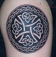 You may ink a circle on your inner wrists, behind the ear, on your shoulder, back, or forearms. 32 Circle Tattoo Designs Idea Circle Tattoo Design Circle Tattoo Tattoo Designs