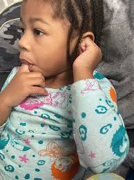 It's my daughter keep saying she look like Elsa…where sis?!