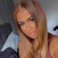 Abby Rush's Instagram, Twitter & Facebook