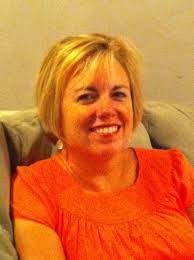 Maureen Mulvey's Instagram, Twitter & Facebook