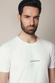 Sale of men's t-shirts