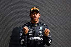He made his début, aged 17, for toro rosso at the 2015 australian grand prix, becoming the youngest driver in f1 by nearly two years. Ouposz0ek6l Pm