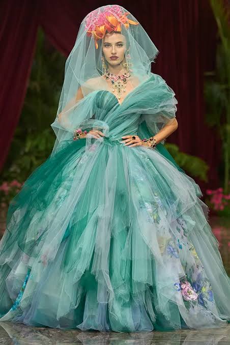 Dolce & Gabbana Alta Moda in Taormina: Goddesses Have Landed - DSCENE