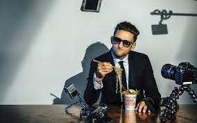 Download Wallpapers Casey Neistat 4k Videobloger Youtuber Guys Celebrity Besthqwallpapers Com Casey Neistat Neistat Casey