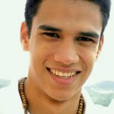 Leo Paz's Instagram, Twitter & Facebook