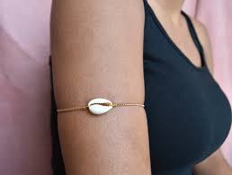 Traditionally african jewelry has been used to adorn necks, ears, arms, legs, toes, hair and waists in southern and eastern africa, most inhabitants can wear beaded refinement but in yoruba culture it. Buy Online African Body Jewelry Arm Bracelets Afrikrea