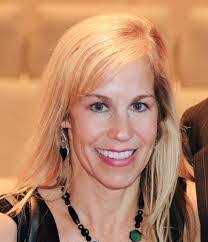 Anne Boudreau's Instagram, Twitter & Facebook