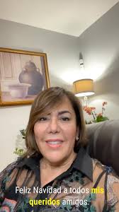 Que esta Navidad esté llena de sueños, abundancia, amor y muchas  posibilidades. Que tu hogar y tu mesa estén llenos de familia y amor, tal  como hoy existen, y que haya un