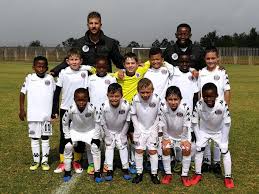 The supersport united football club academy boys will play their jozi stars fc counterparts in the gauteng development league (gdl) this coming weekend. Our Junior Academy Supersport United Junior Academy Facebook