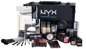 Nyx Cosmetics Makeup Artist Starter Kit B Beautylish Makeup Artist Kit Makeup Artist Starter Kit Professional Makeup Kit