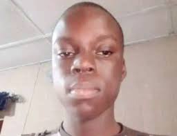 Unnati Jain scored 98.6 percent in icse board results 2016. 1st in school  2nd in West bengal and 4th in india. SHE HAS RECREATED HISTORY IN ETI SUPER  CONGRATS.............. MUST SAY "NEIGHBOUR'S