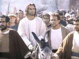Rey de reyes es una película dirigida por nicholas ray y protagonizada por jeffrey hunter, hurd hatfield, siobhan mckenna. Rey De Reyes La Claqueta